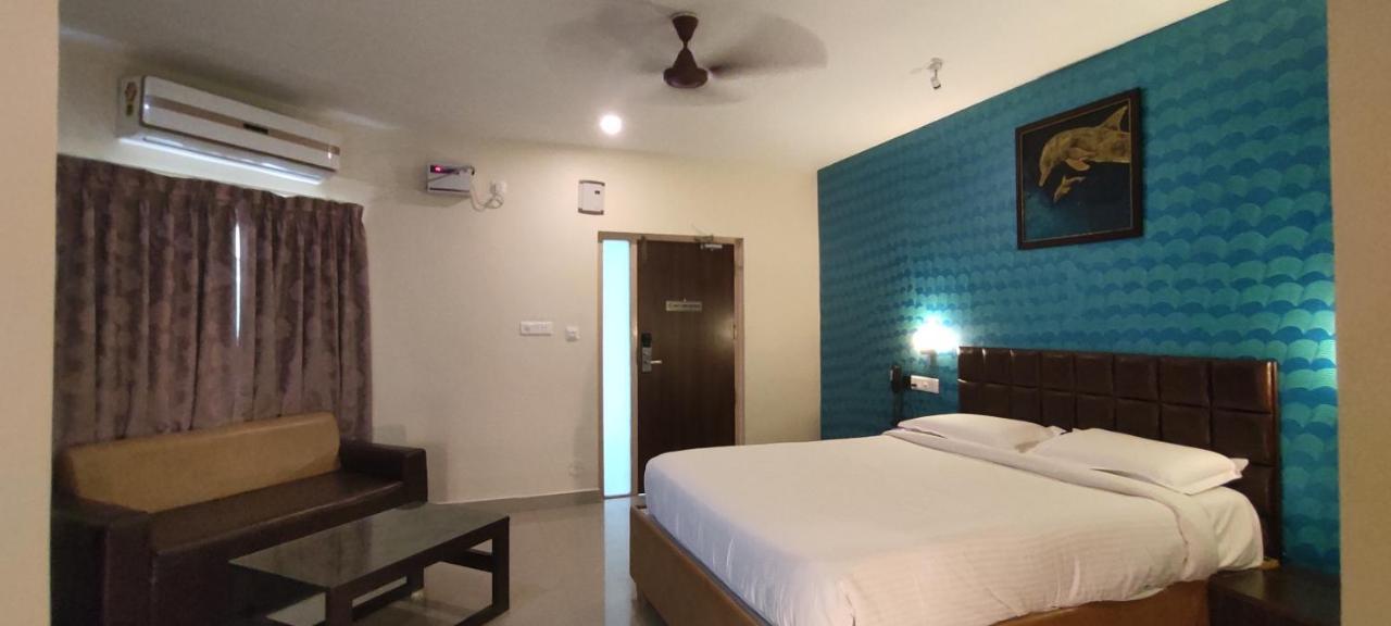Lamel Cove Beach Resort Pondicherry Exteriör bild