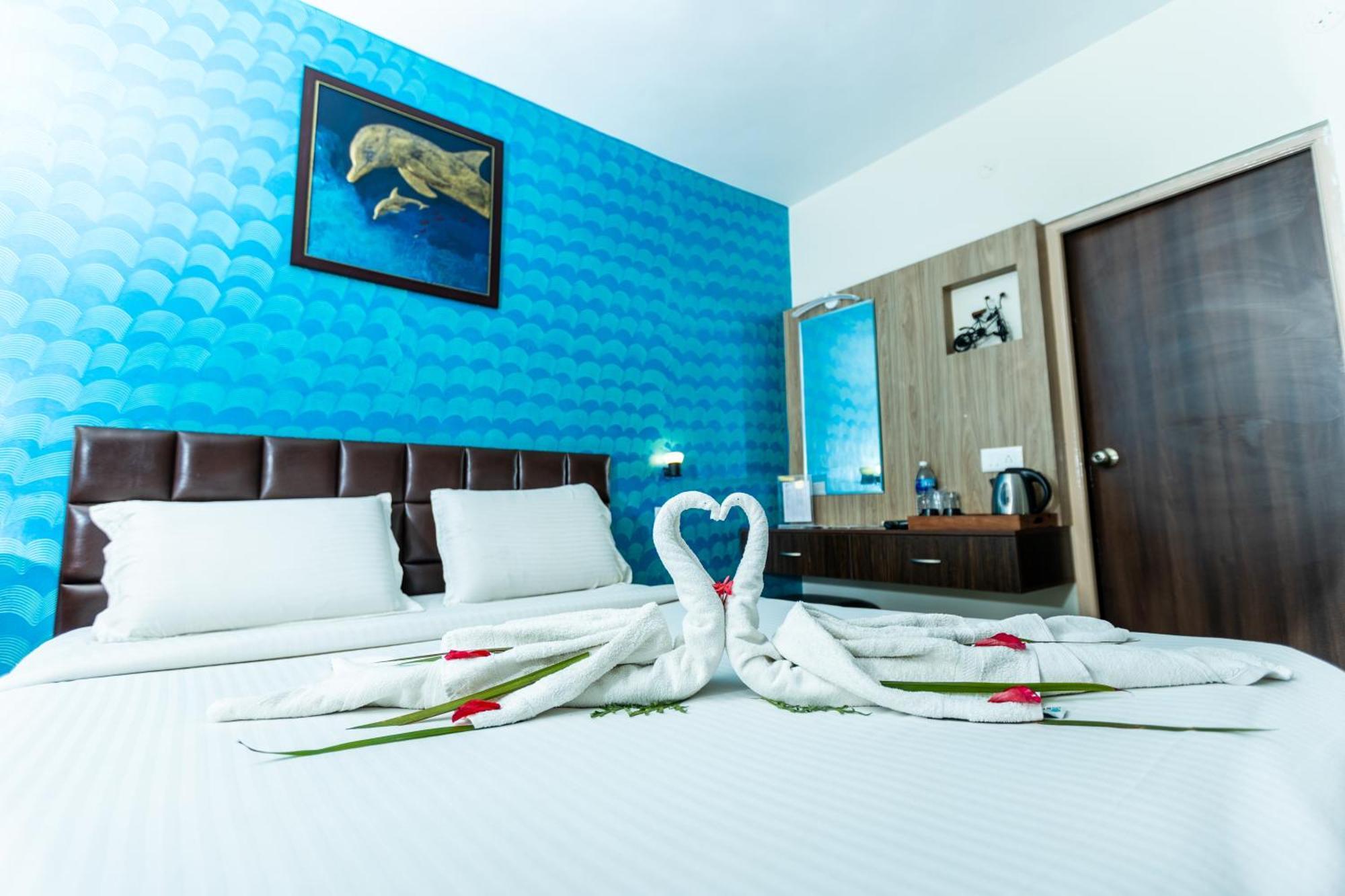 Lamel Cove Beach Resort Pondicherry Exteriör bild