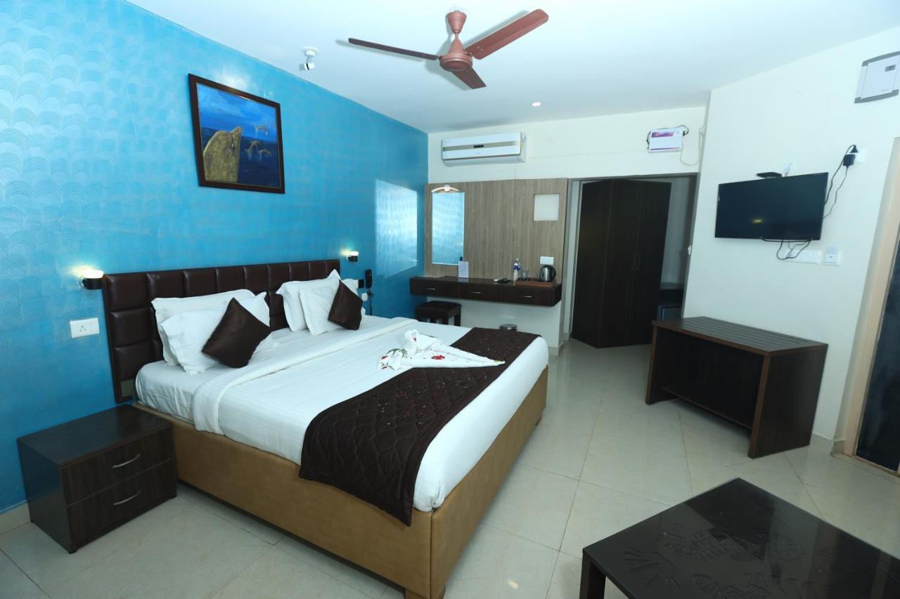 Lamel Cove Beach Resort Pondicherry Exteriör bild