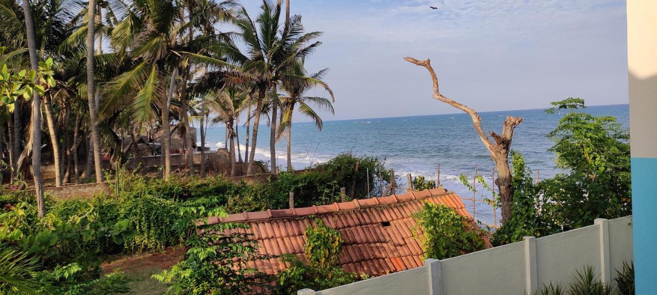 Lamel Cove Beach Resort Pondicherry Exteriör bild